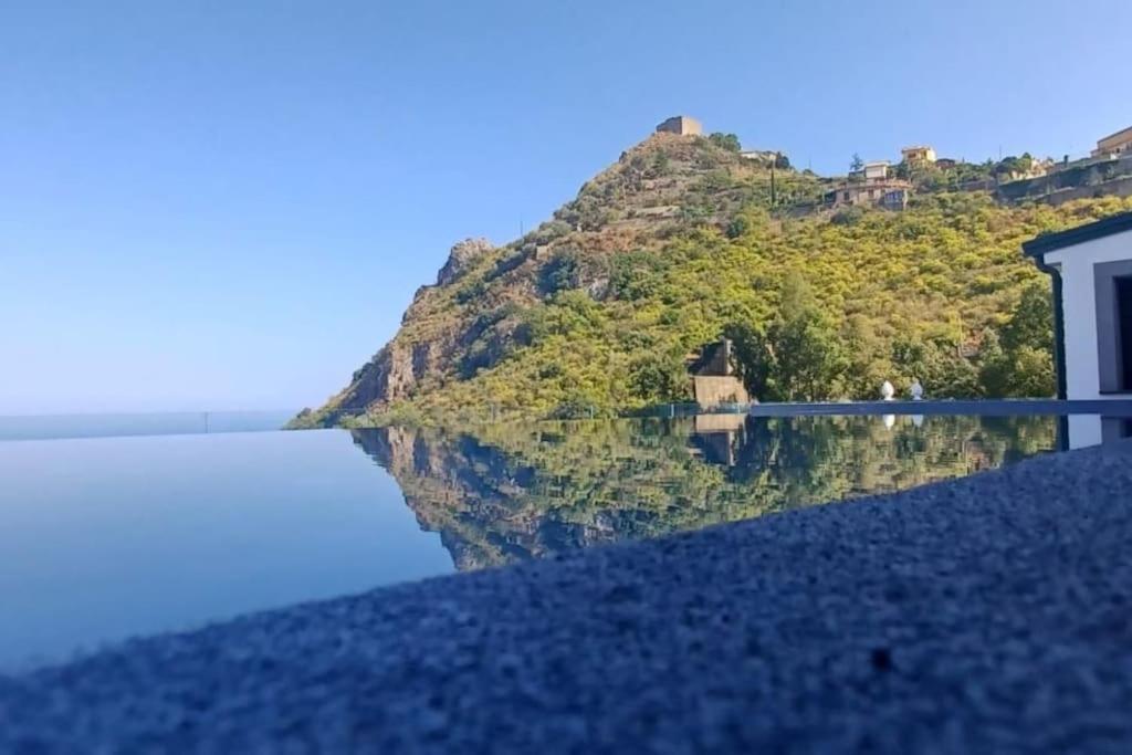 Suite Apartments Branco - Infinity Pool & Sea View - 5 Minuti Dal Centro Taormina Esterno foto